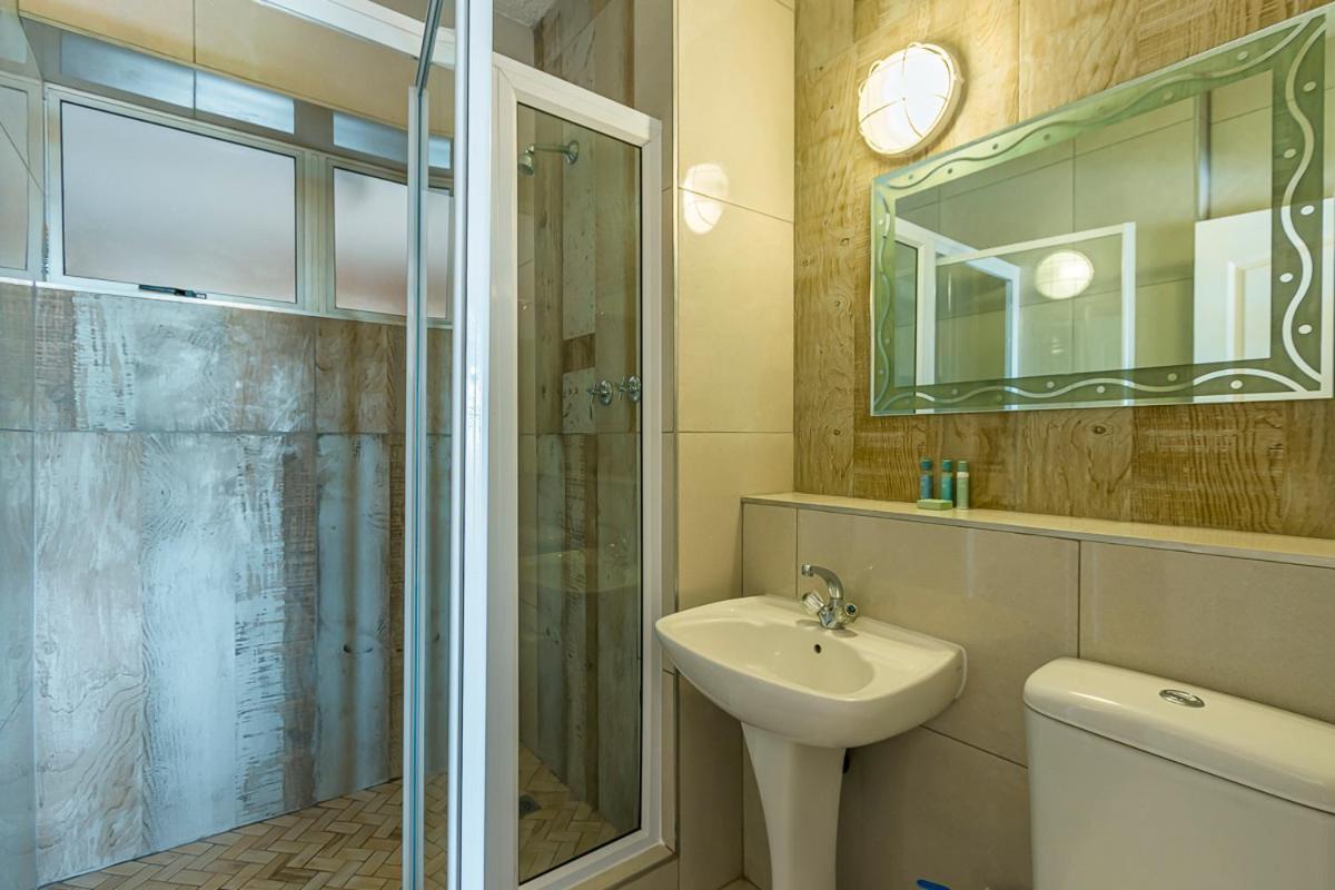 17 Stella Maris Seaside @ Van'S Amanzimtoti Exterior foto
