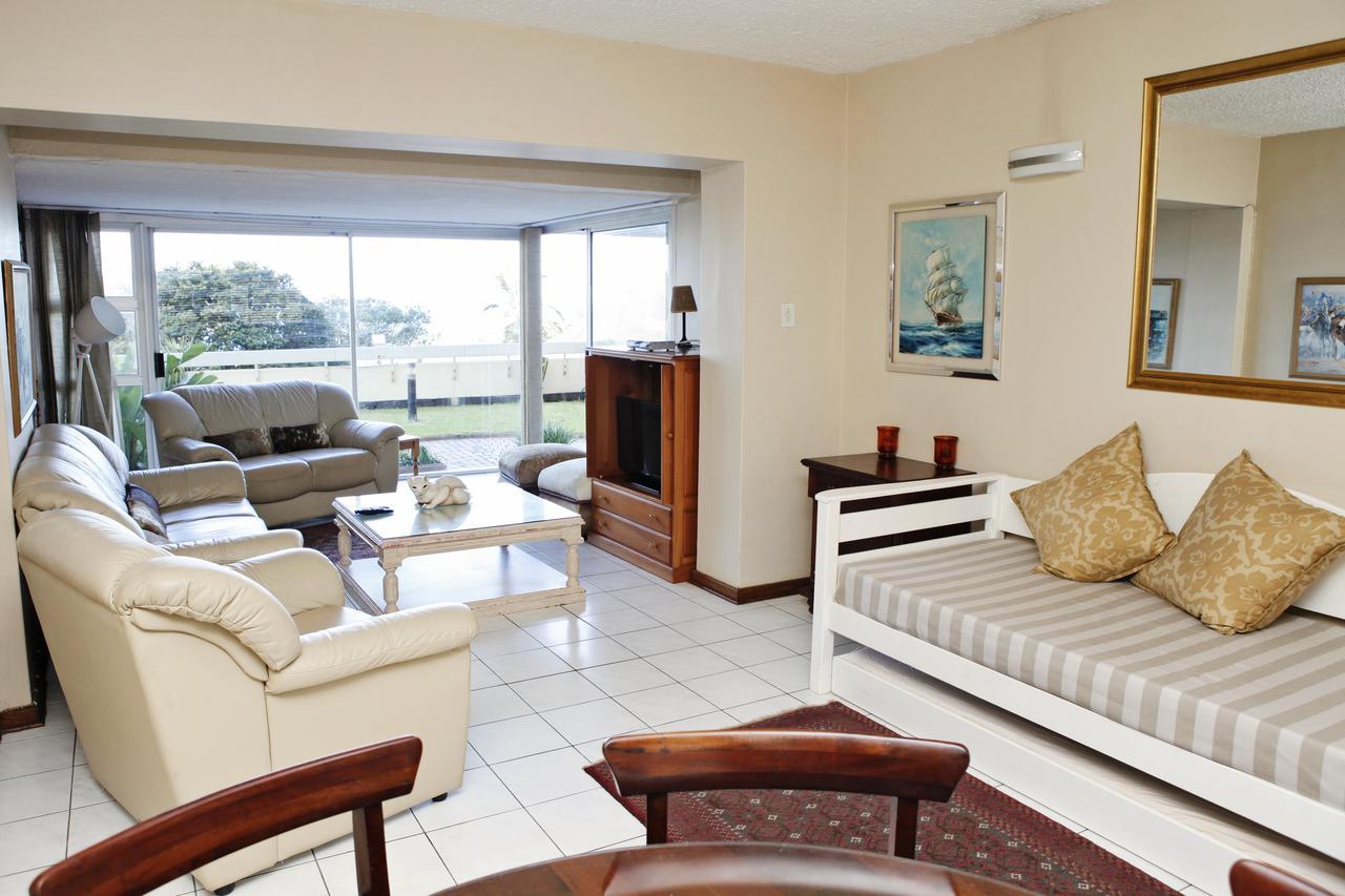 17 Stella Maris Seaside @ Van'S Amanzimtoti Exterior foto