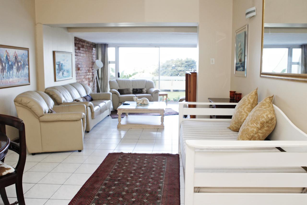 17 Stella Maris Seaside @ Van'S Amanzimtoti Exterior foto